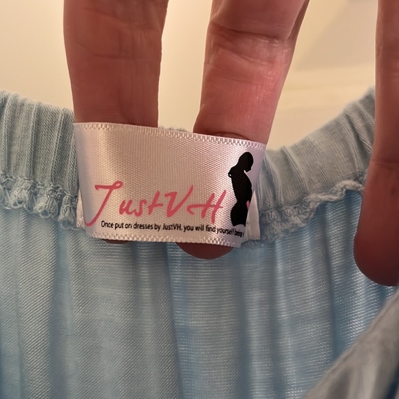 Maternity photoshoot dress! - Picture 7 of 8